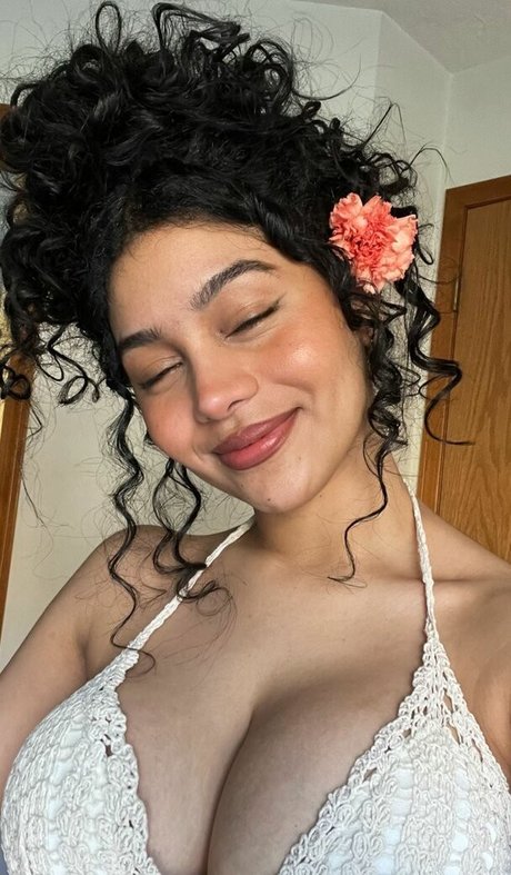 パンツ オンリーファンズ セックス 写真