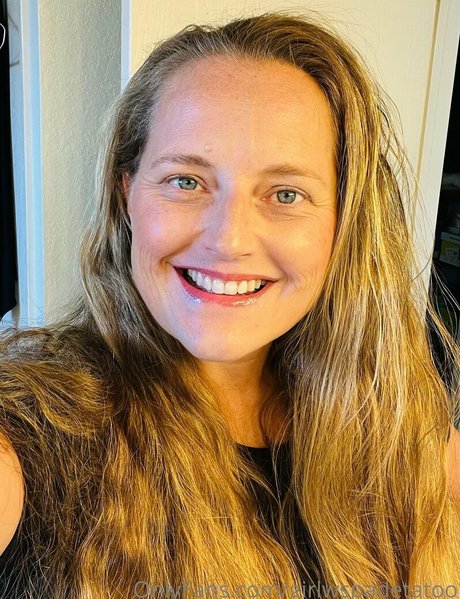 girlwspadetatoo profile image