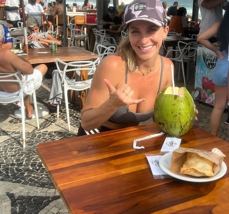 Fernanda Colombo ポルノスター ホット 写真