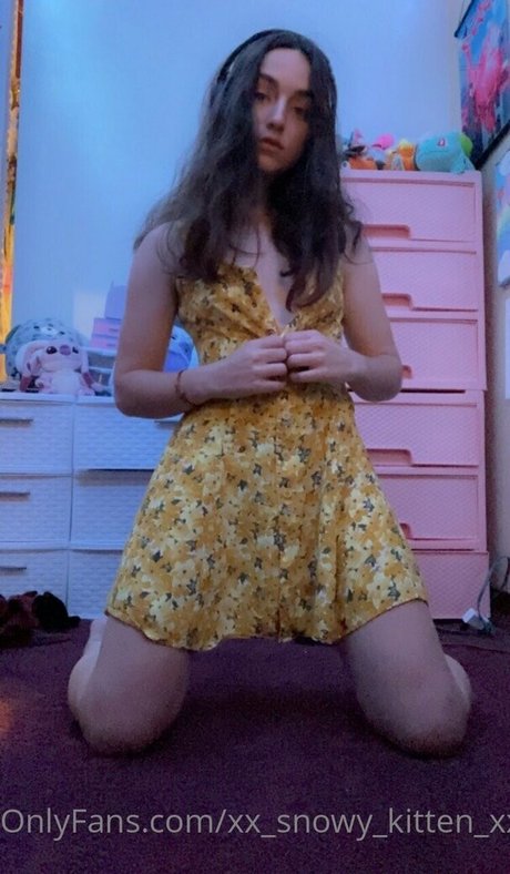 snowy kitten games トップ女優 写真