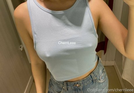 熟女の足裏オンリーファンズ セクシーヌード 写真