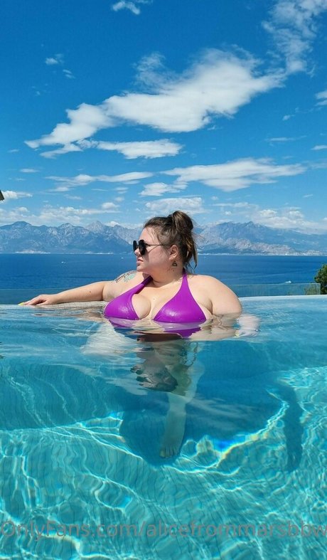 alicefrommarsbbw 最高のモデル 画像