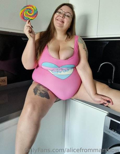 alicefrommarsbbw セックスモデル 画像