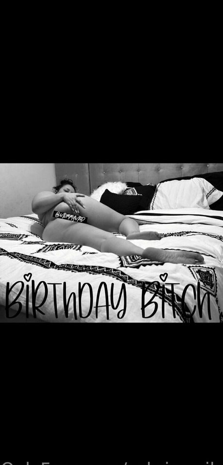 BBWトランスジェンダーオンリーファンズ 可愛い 写真