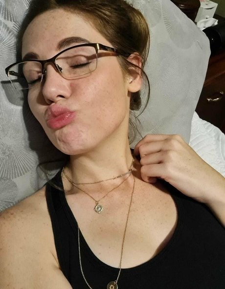 allyson grey アダルトモデル 写真