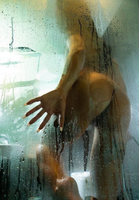 Violeta Cvetanova ポルノスター 美しい 画像