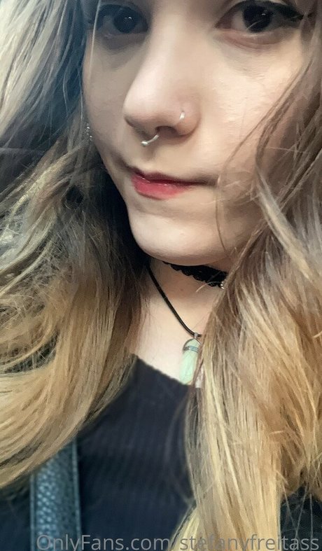 巨乳ストリップオンリーファンズ セクシーヌード 写真