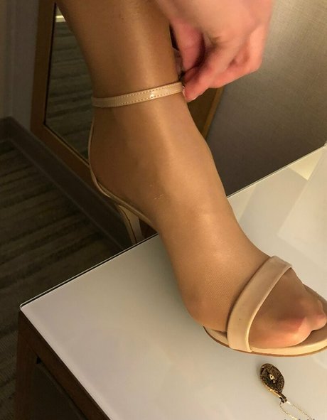 大きな乳首オンリーファンズ パーフェクト ギャラリー