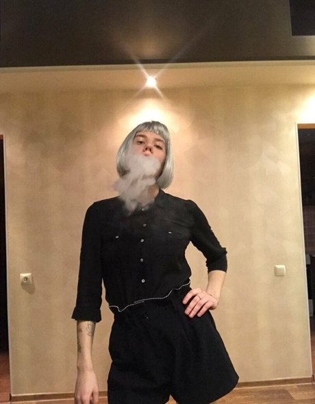 ディルド オンリーファンズ ホット 画像