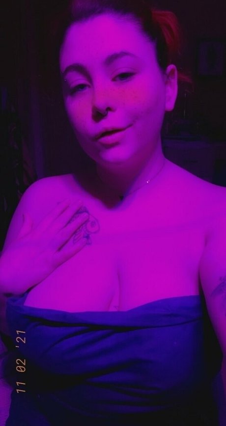 mrandmrstwofaced top profile image