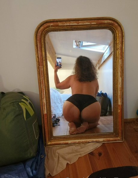 レズビアン誘惑オンリーファンズ ポルノ 写真