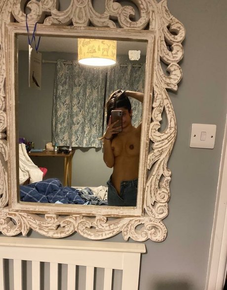 Davina Samra トップモデル 写真