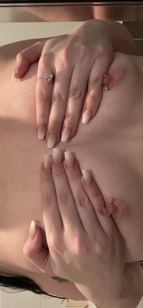 itsyagirlpaz 高品質女優 写真