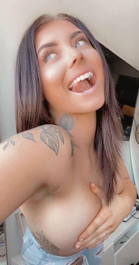 kerynfaith 独占スター 写真