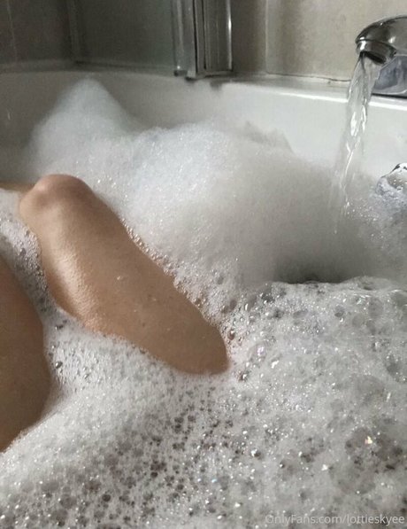 黒い乳首 オンリーファンズ セクシーxxx ギャラリー