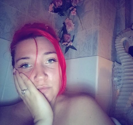 Ariel Vanderberg アダルトモデル 画像