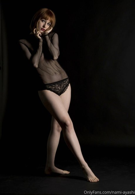 nami ayashi アートスター 写真