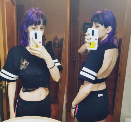 nami ayashi エロティックなモデル 写真