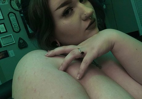 巨乳ラテン系オンリーファンズ 美しいxxx 写真