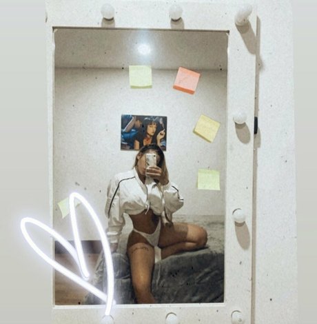 jennybangs ポルノ女優 写真