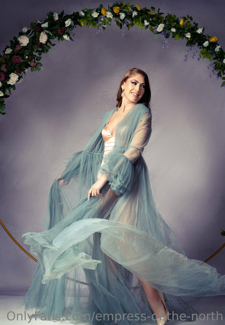 ティーンソロオンリーファンズ 無料ヌード 写真