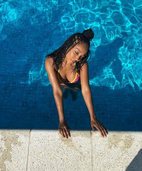 Negra Li 高品質モデル 画像