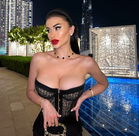 Lucrezia De Lellis 完璧なポルノスター 写真