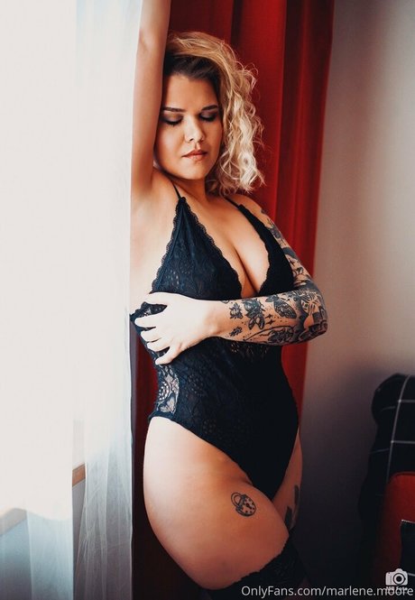 美しいアジア人オンリーファンズ 限定 写真