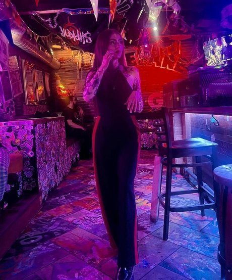 xo nicolavictoria ヌードモデル 写真