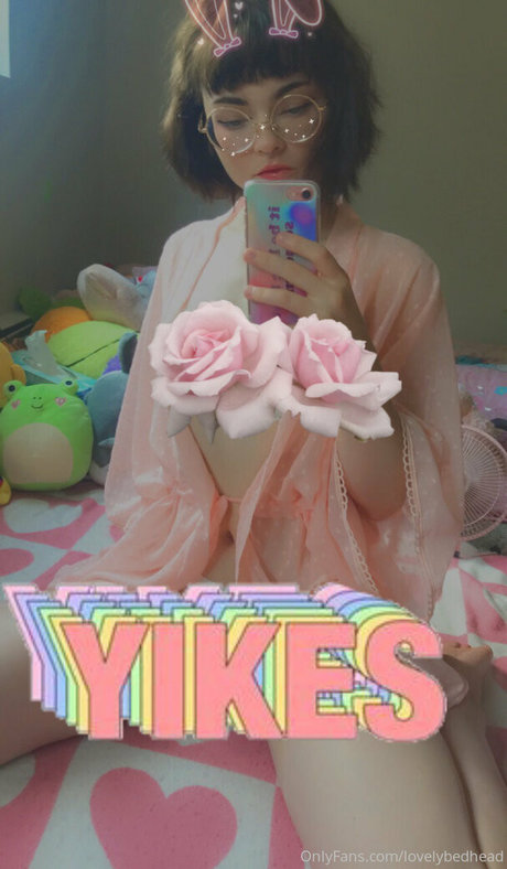 lovelybedhead エロティックモデル 画像