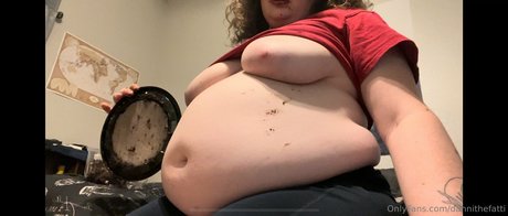 dannithefatti セックス女優 画像