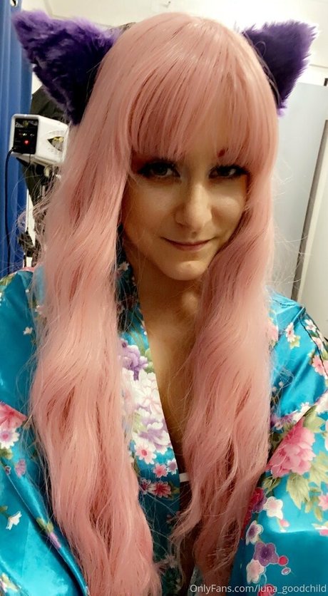 熟女潮吹きオンリーファンズ ホット裸 画像