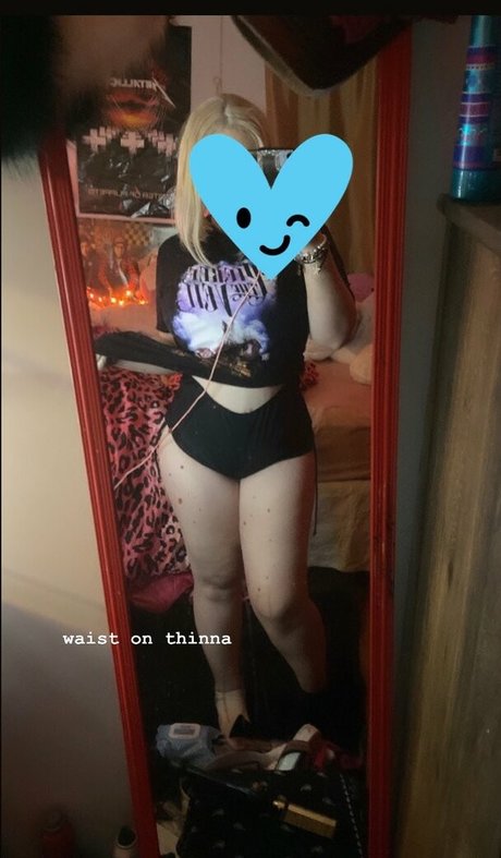 Toiletseatshawty2 エロティックなスター 写真