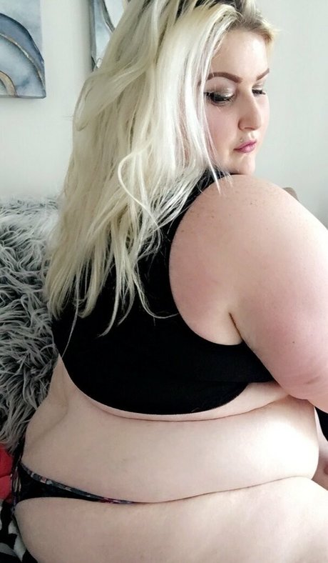 ivyisfree ポルノモデル 写真