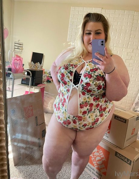 ivyisfree ポルノ女優 写真