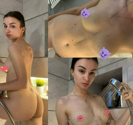 濡れたオマンコオンリーファンズ 美しい裸 写真
