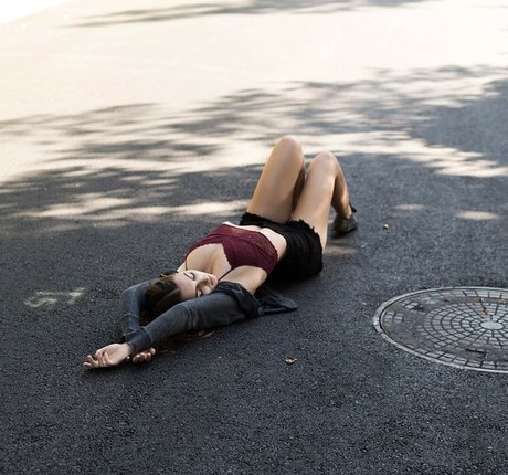 Emelia Hartford ポルノスター エロティック 写真