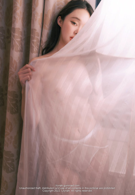 Inah Sekiz ヌード女優 写真