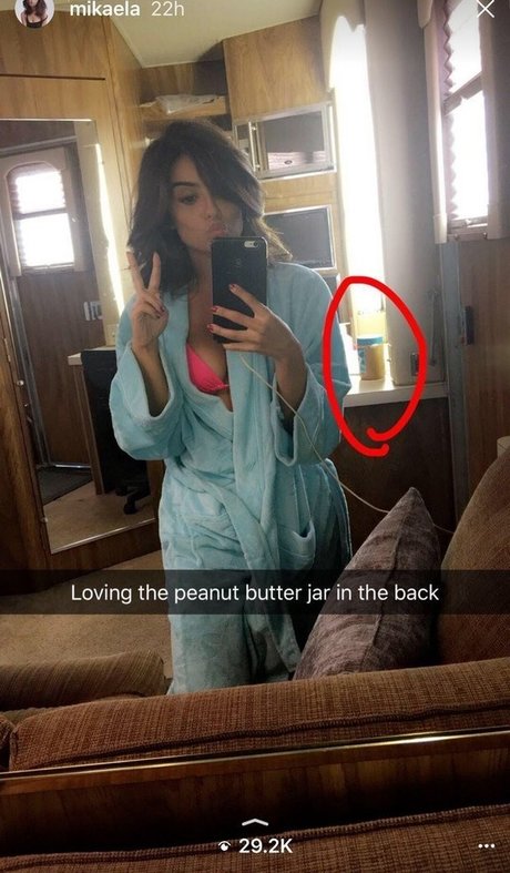 Mikaela Hoover ホットなスター 写真