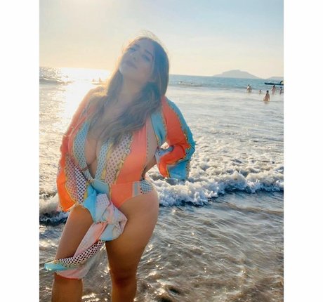 Jazmin Gurrola スター ヌード 画像