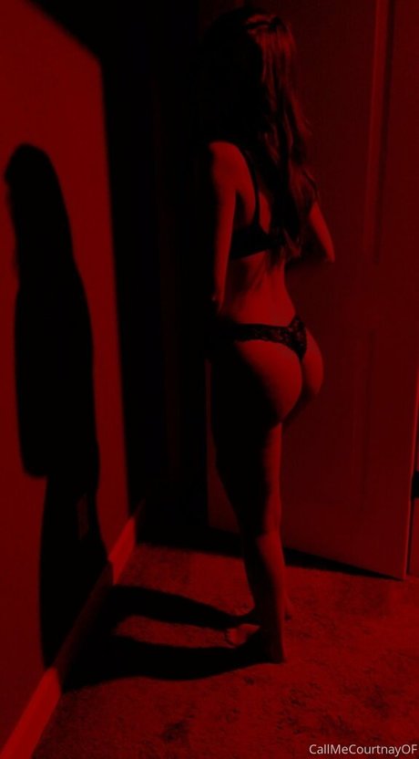 callmecourtnay スターセックス 写真