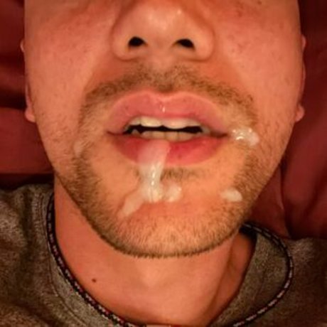 wolf ezo profile image