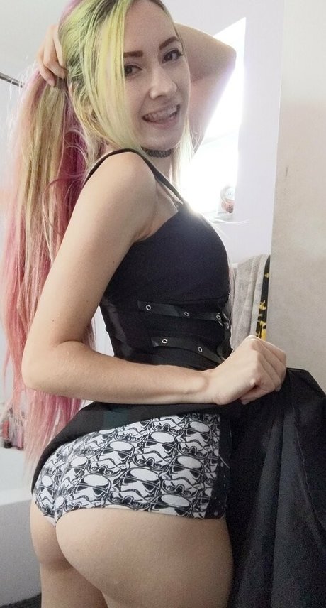 leenamouz ホットなポルノスター 写真