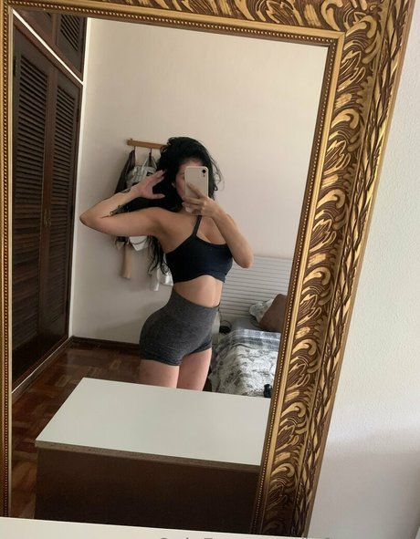 infernumsg ポルノ女優 写真