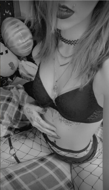 アジアンストッキング オンリーファンズ 無料 ギャラリー