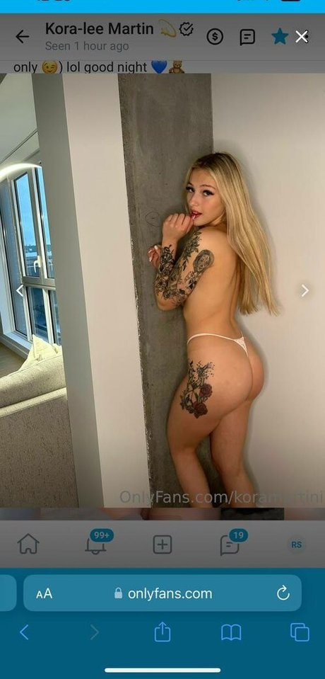 バニーオンリーファンズ ポルノグラフィック 写真