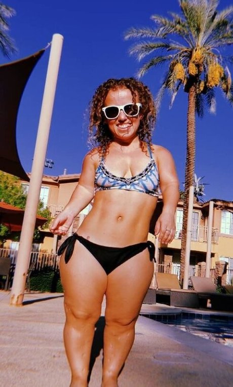 Jordanna James 無料女優 写真