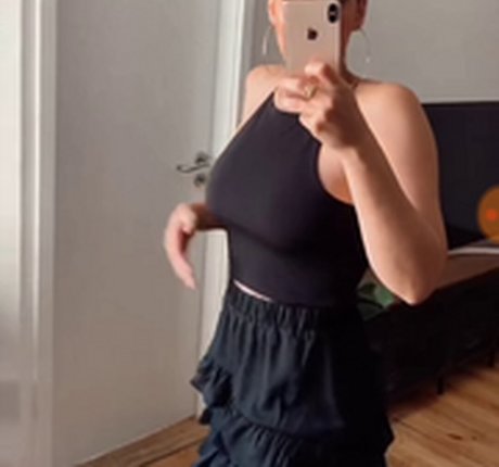 Lamiya Slimani HDスター 写真