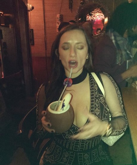 Sarah H セックスポルノスター ギャラリー