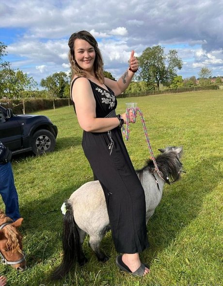 amazonbeth 6foot6 ポルノスター セックス アーカイブ